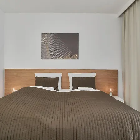 شقة Spacious Close To Centre By Renters